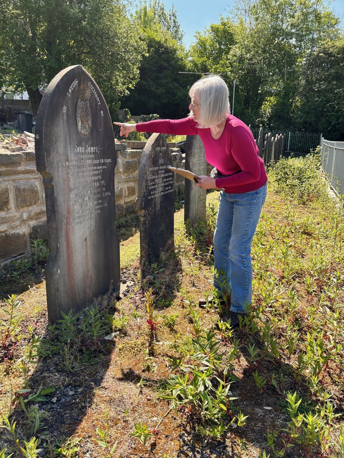Surveying and recording burials at Saron